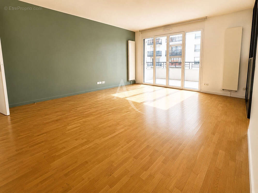 Appartement à SURESNES