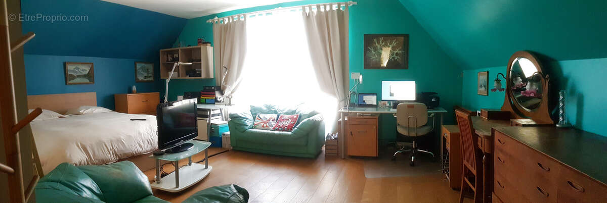 Maison à SAINT-NOM-LA-BRETECHE