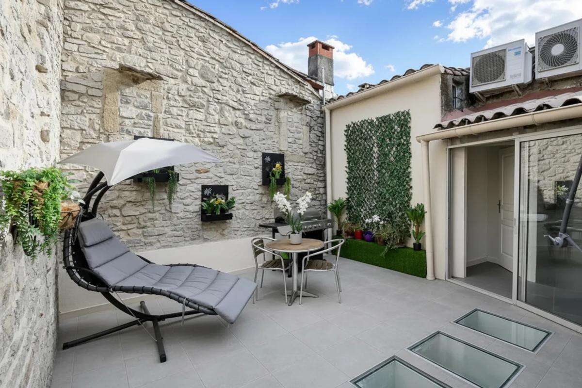 Maison à CLARENSAC