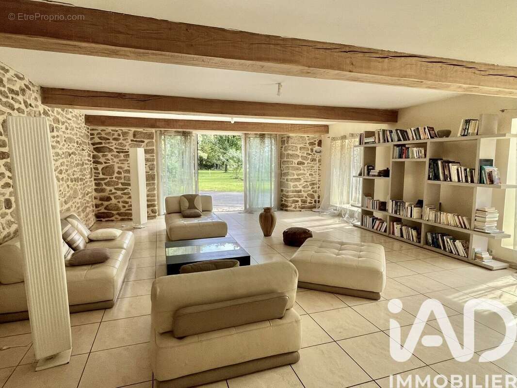 Photo 9 - Maison à BERRIC