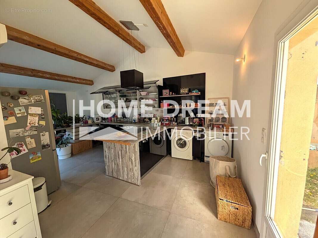 Maison à SIX-FOURS-LES-PLAGES