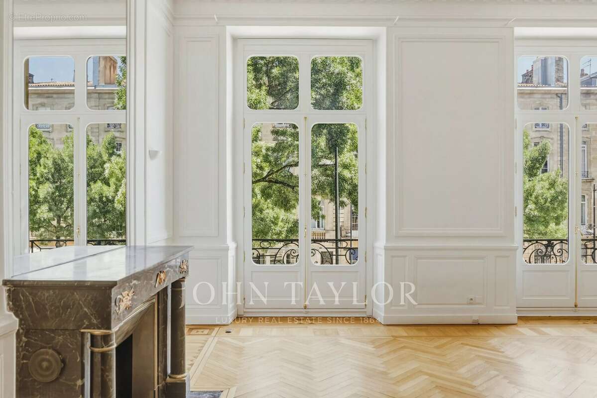 Appartement à BORDEAUX