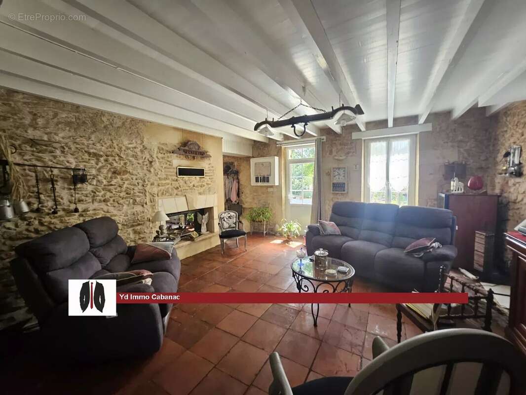 Maison à CABANAC-ET-VILLAGRAINS