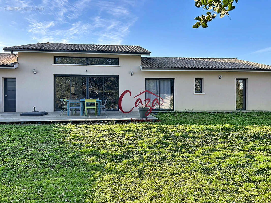 Maison à CAMBLANES-ET-MEYNAC
