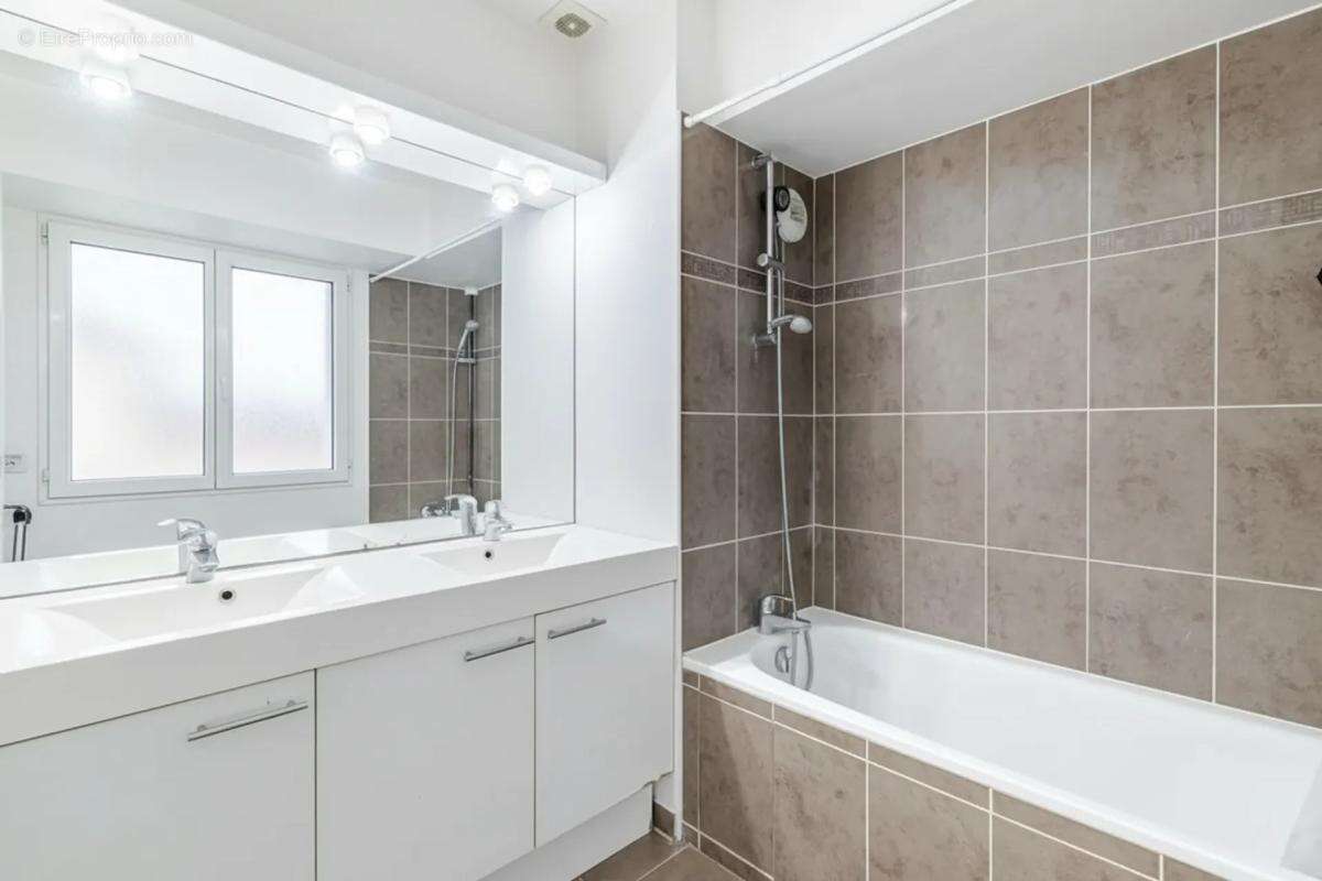 Appartement 3 pièces de 58 m² à Neuilly-sur-Marne - photo 11
