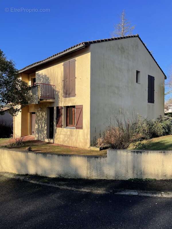 Maison à VILLEFRANCHE-DE-ROUERGUE