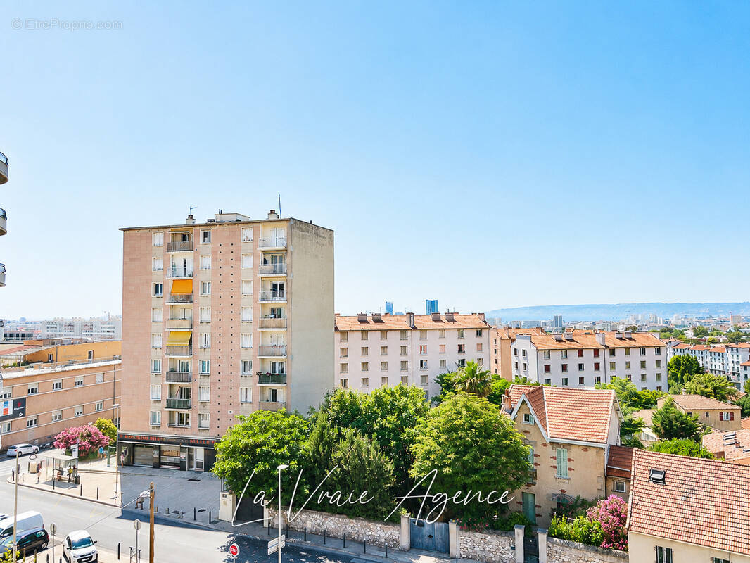 Appartement à MARSEILLE-4E