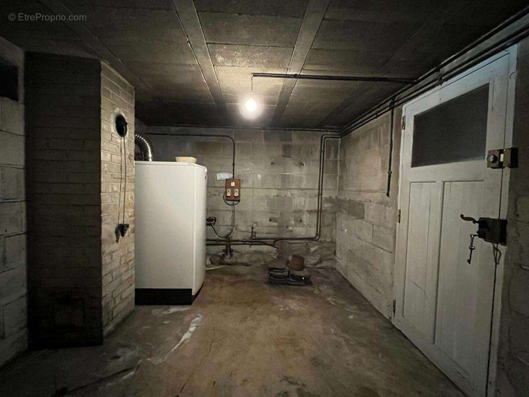 Maison à TRACY-LE-MONT