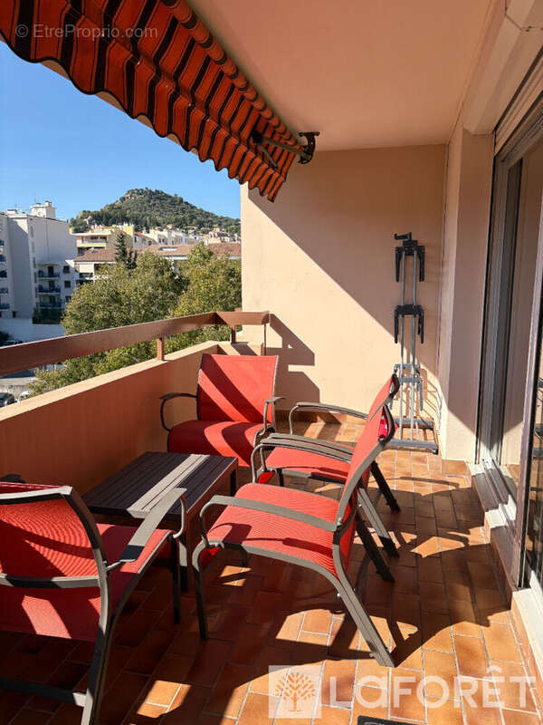 Appartement à HYERES