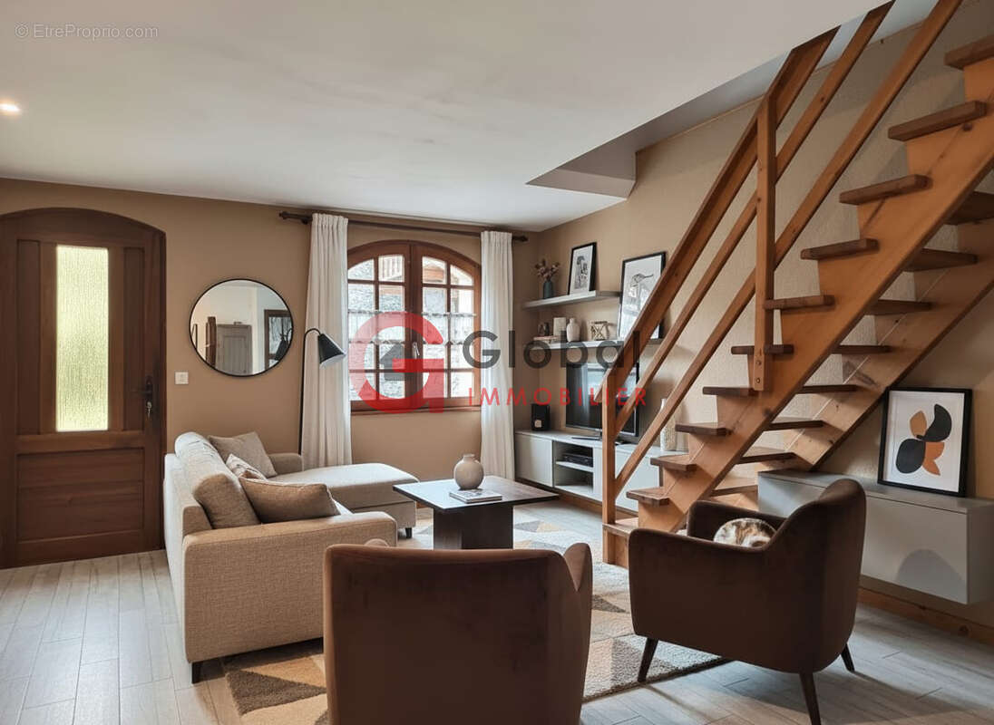Maison à SAINT-JEAN-DE-BELLEVILLE