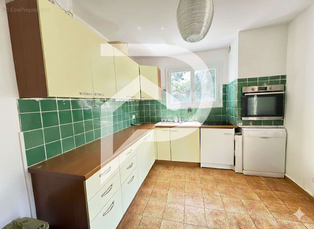 Maison à GALLARGUES-LE-MONTUEUX