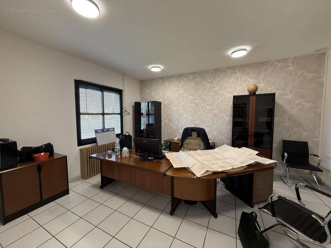 Photo 2 - Autre à TROYES