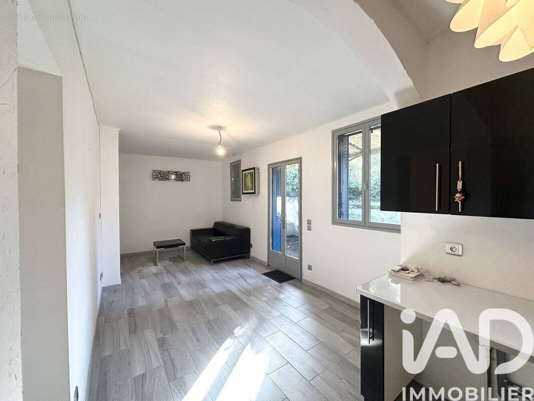 Photo 1 - Maison à PONT-SUR-YONNE