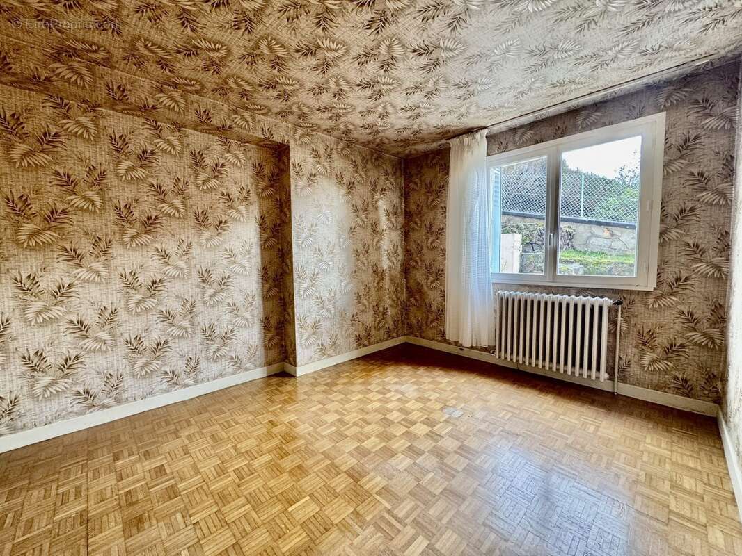 Appartement à CEYRAT