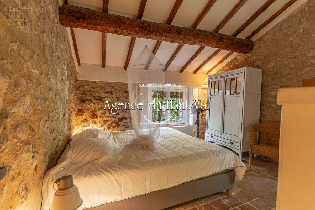 Maison à FAYENCE