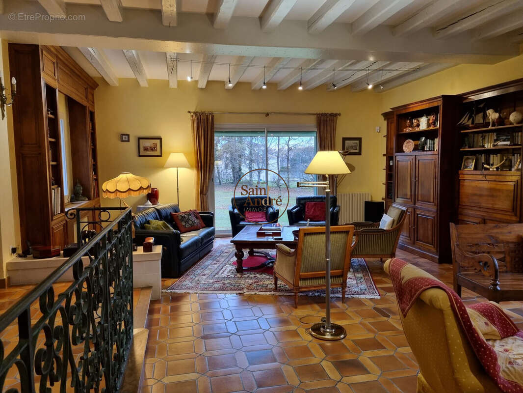 Maison à DIRAC