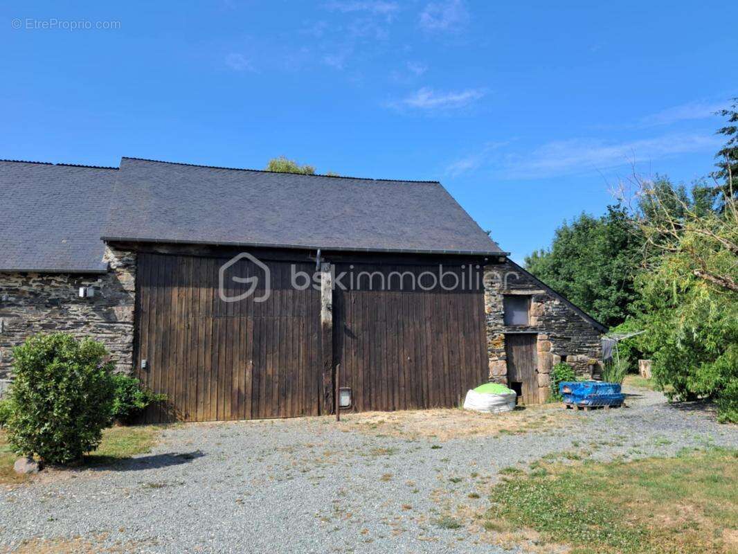 Maison à JAVRON-LES-CHAPELLES