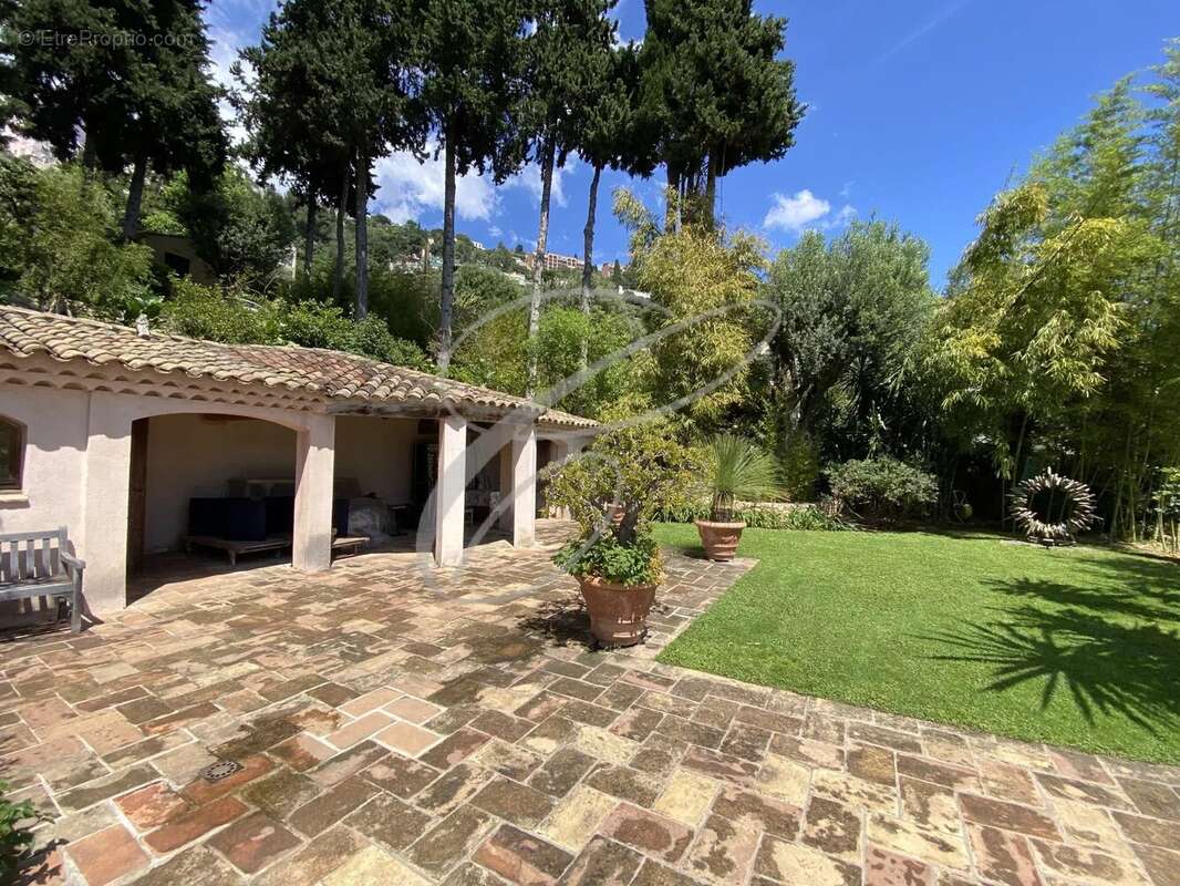 Maison à ROQUEBRUNE-CAP-MARTIN