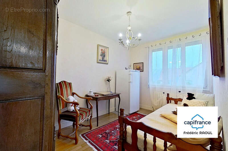 Maison à IS-SUR-TILLE