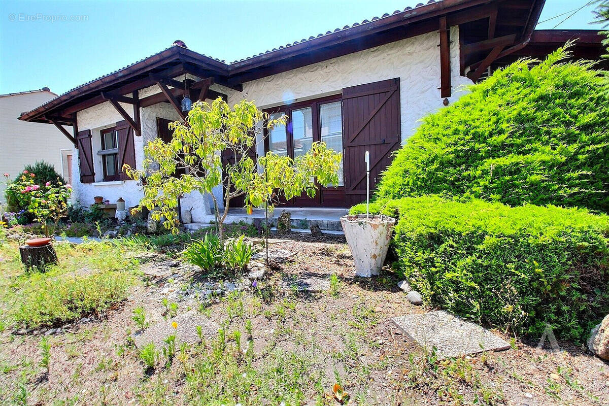 Maison à BEGLES