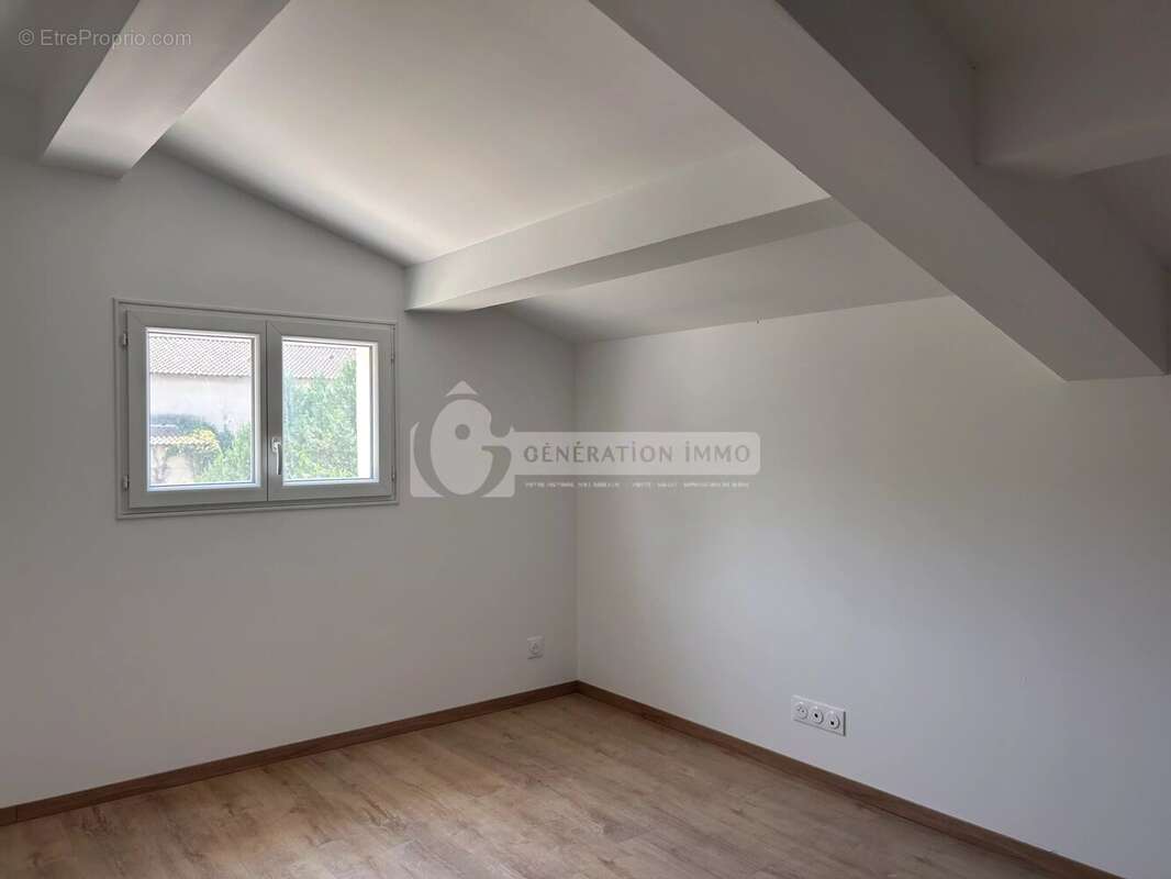 Fontvieille - Maison rénovée 4 chambres - photo 9