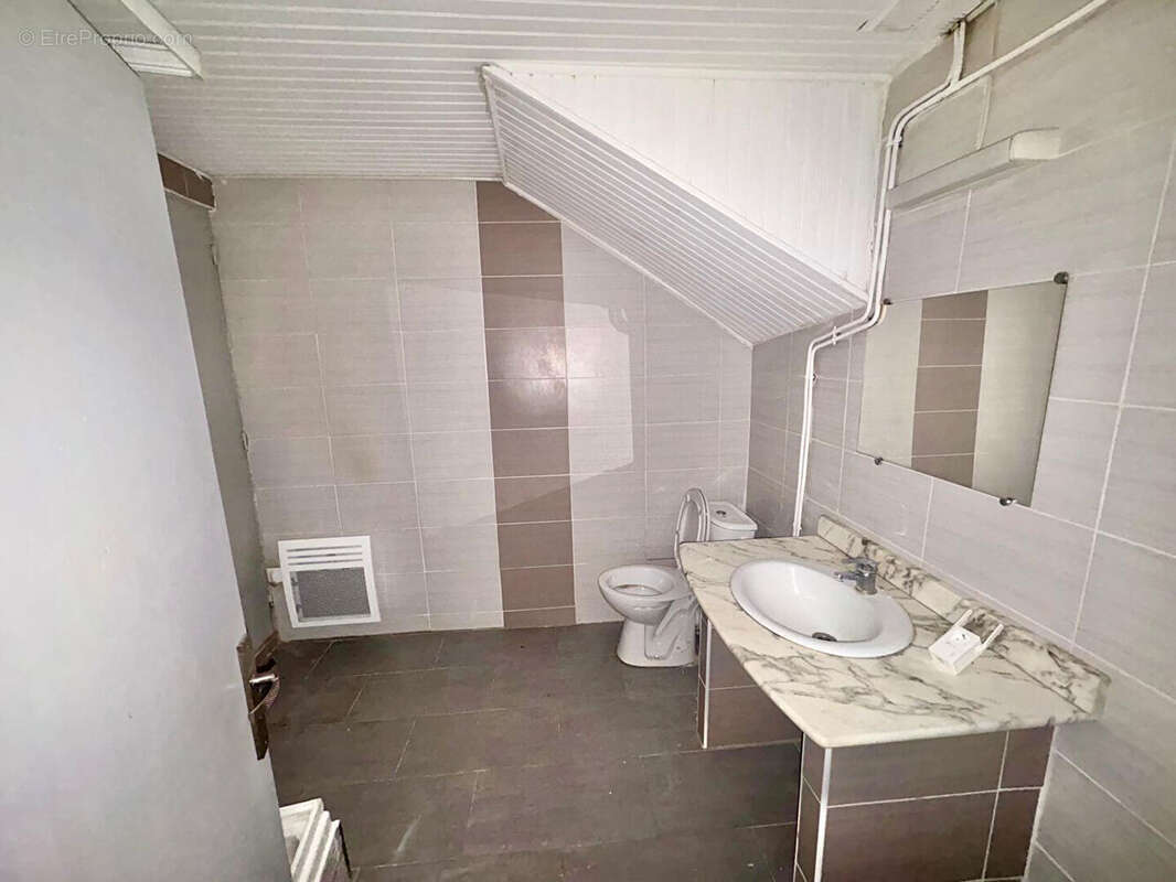 Appartement à ROQUEVAIRE