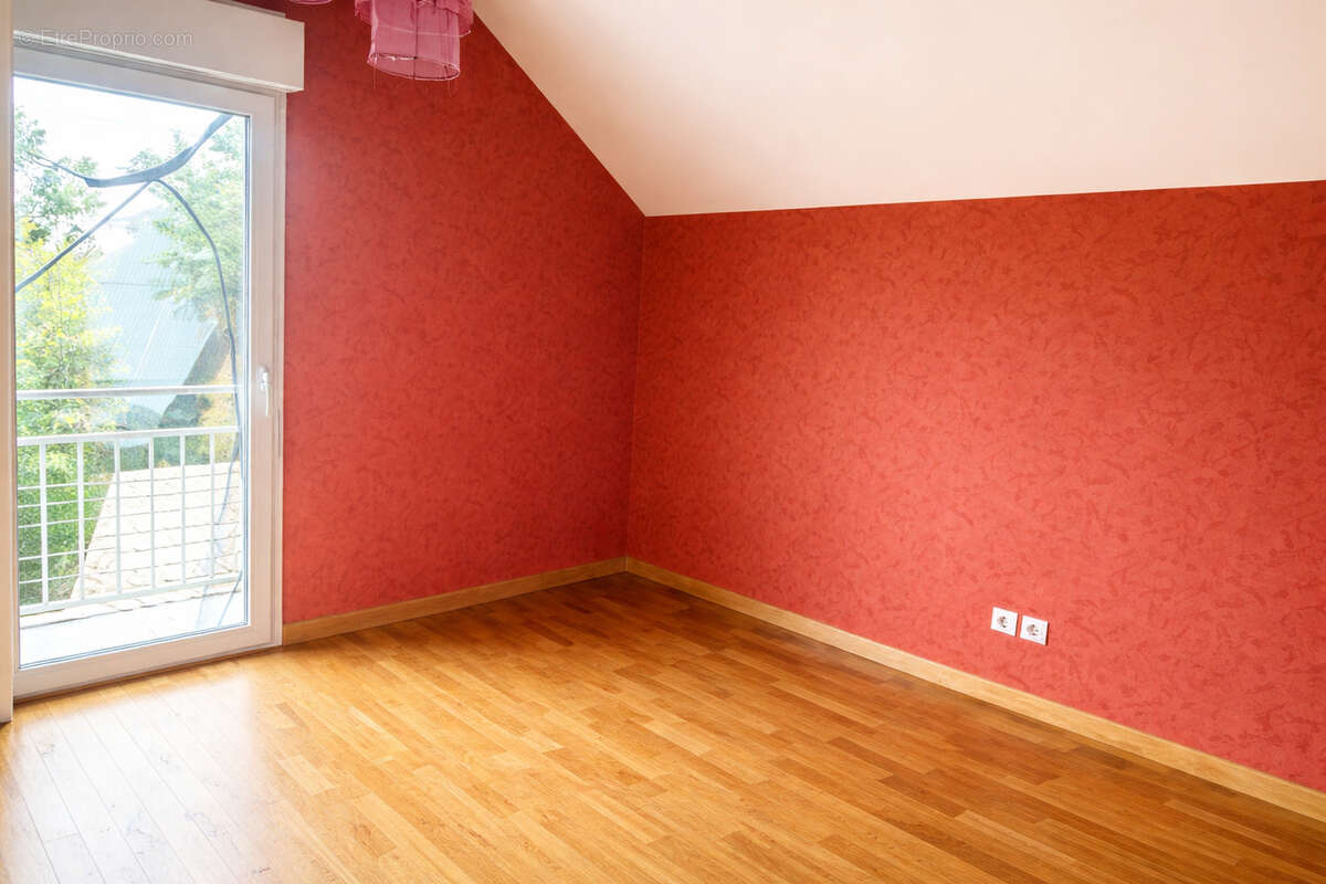 Appartement à ALLONZIER-LA-CAILLE