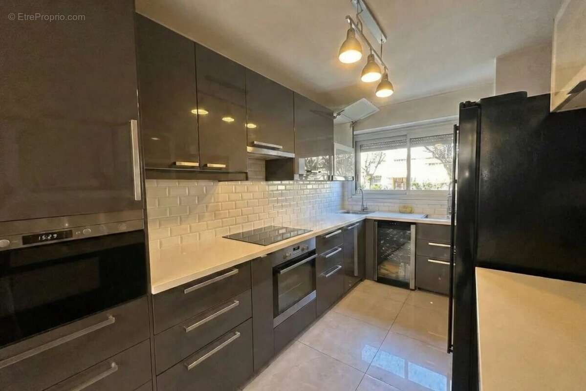 Appartement à SAINT-MAUR-DES-FOSSES