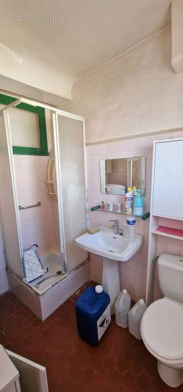 Appartement à ROQUEBRUNE-SUR-ARGENS