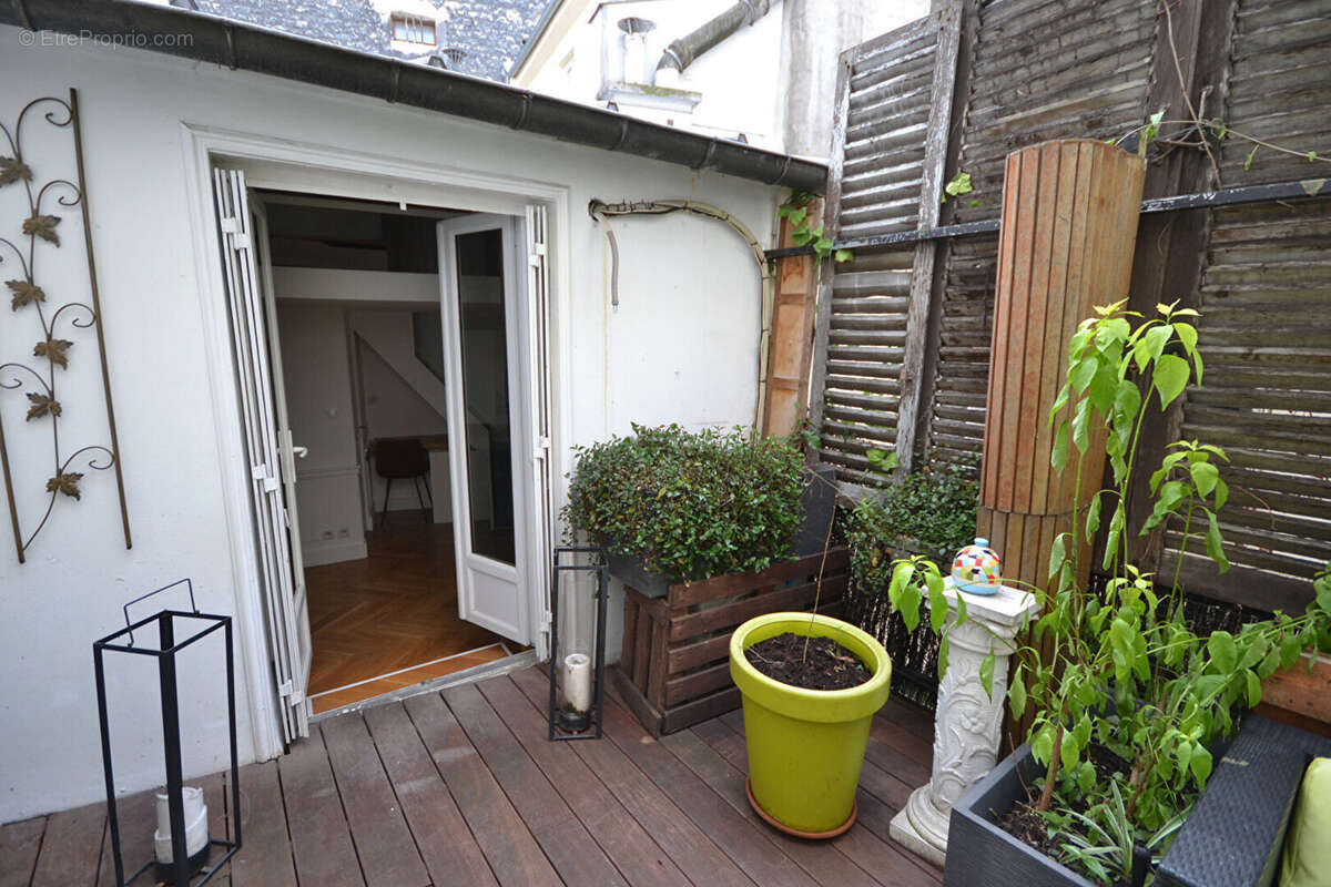 Appartement à PARIS-9E