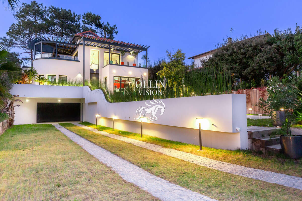 Maison à LE BOUSCAT