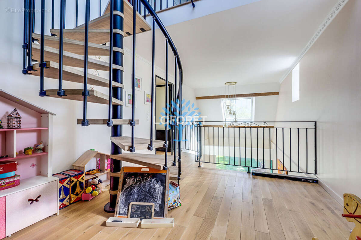 Maison à FONTENAY-SOUS-BOIS