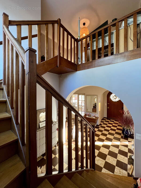 Maison à SAINT-JUST-SAINT-RAMBERT