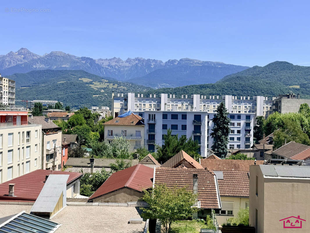 Appartement 90 m² à Grenoble  - photo 9