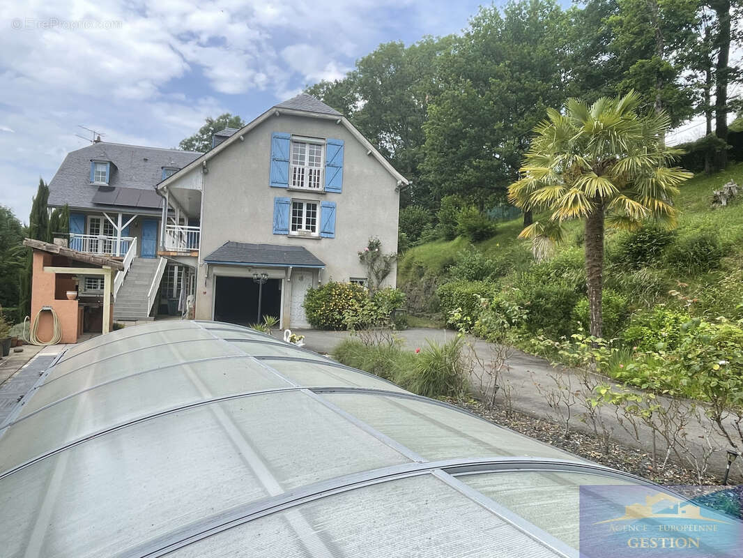 Maison à ADE