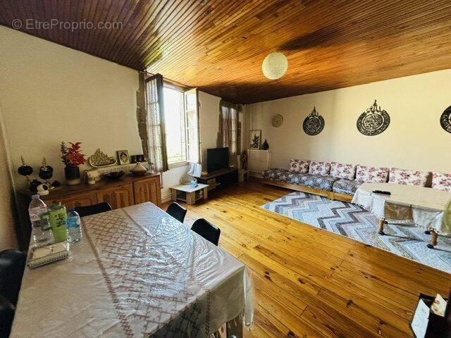 Appartement à ROMANS-SUR-ISERE
