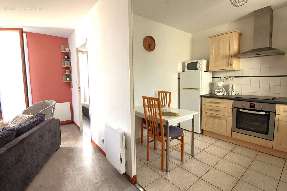 Appartement à SAINT-JACQUES-DE-LA-LANDE