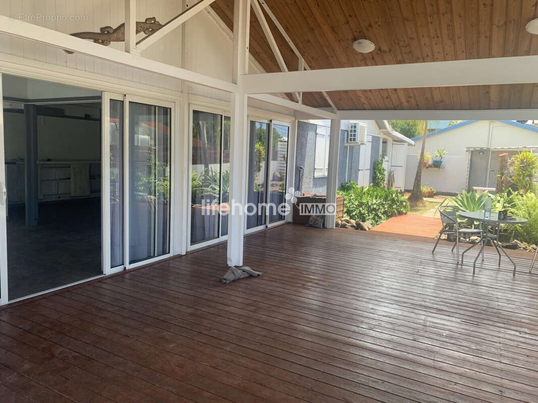 Maison à SAINT-DENIS