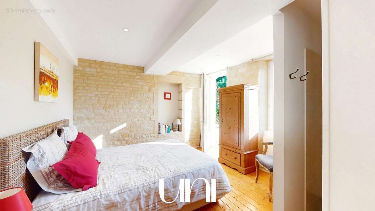 Maison à FONTAINE-HENRY