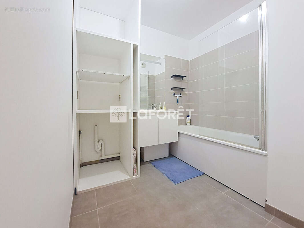 Appartement à BUSSY-SAINT-GEORGES