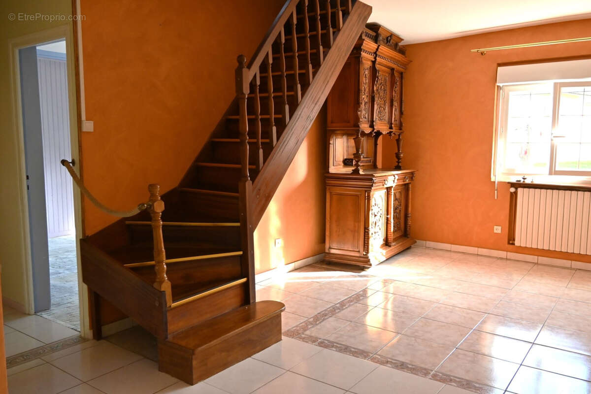 Maison à CURDIN