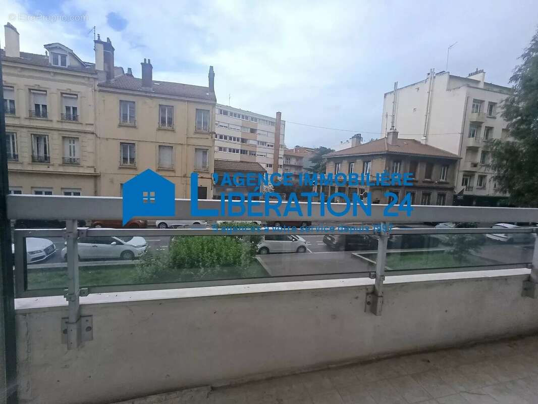 Appartement à SAINT-ETIENNE
