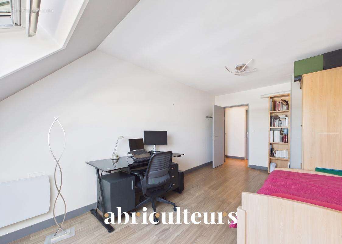 Appartement familial - Dernier étage -- 6 pièces en vente à Charenton-le-Pont (94220) - photo 14