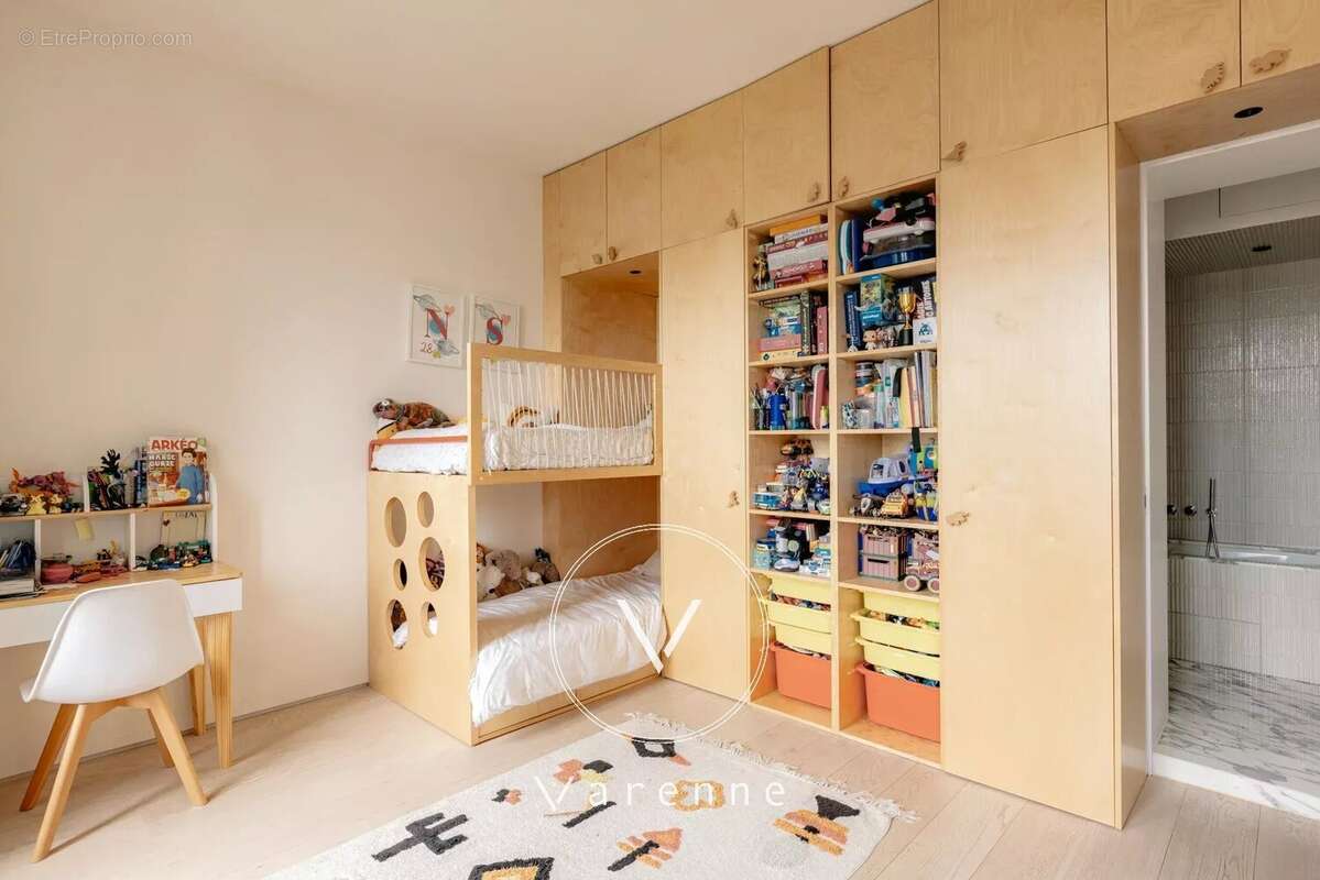 Appartement à PARIS-5E