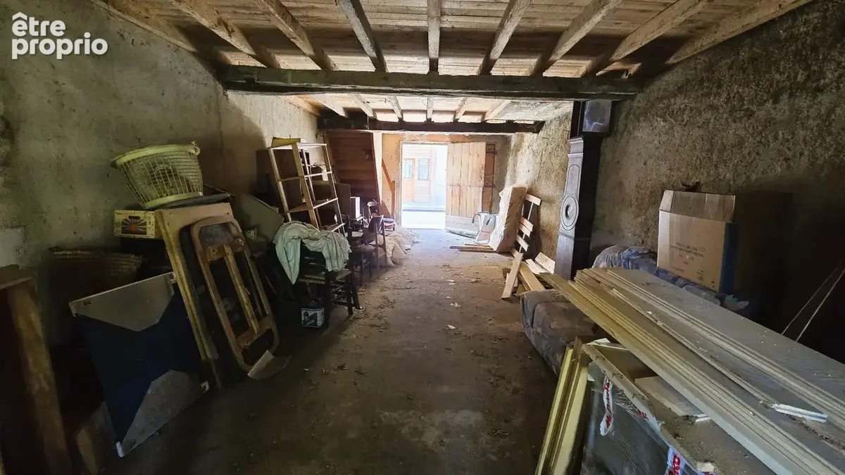 GARAGE 43 m² avec jardin - photo 2