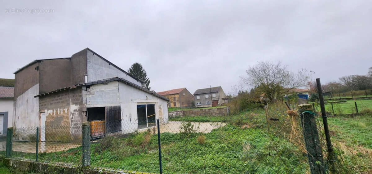 Maison à PILLON