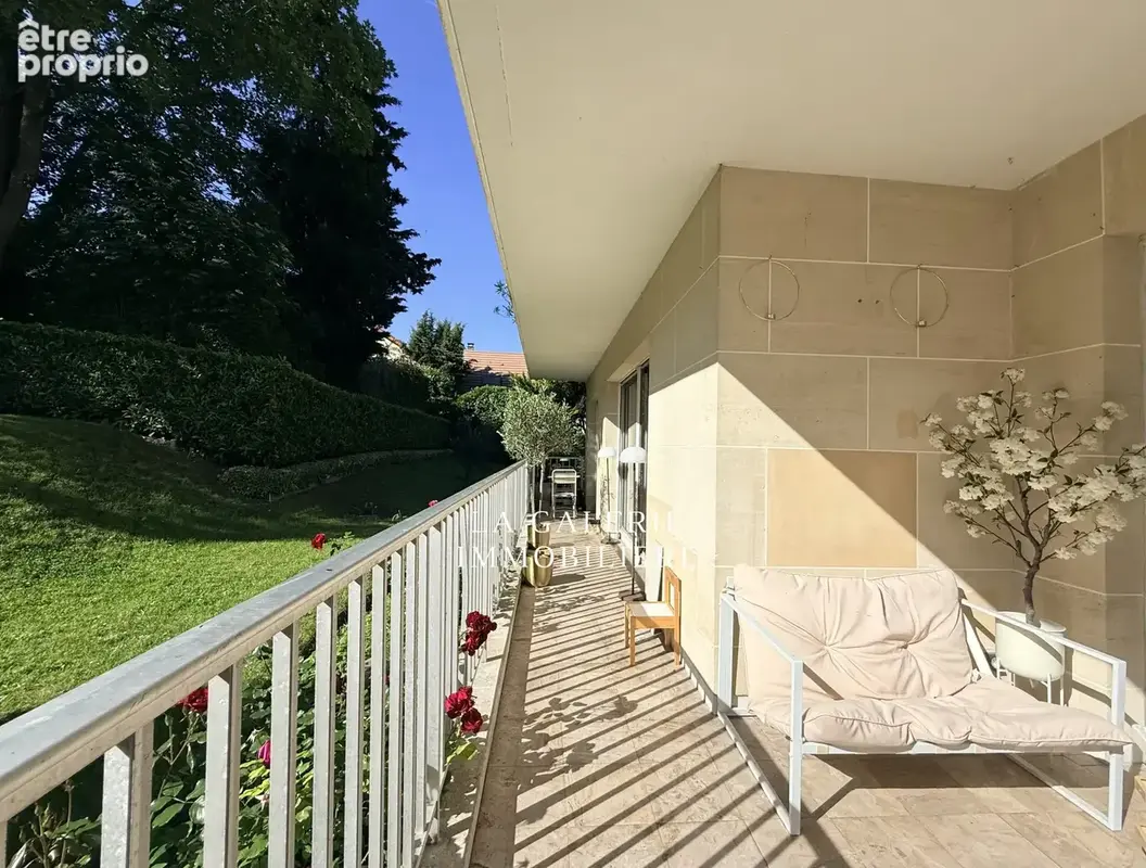 Appartement 4 pièces 115 m² à vendre à Nanterre (92000) - photo 3