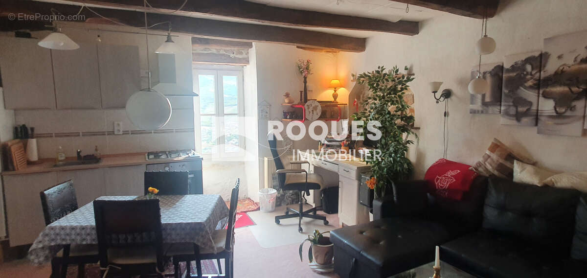 Maison à COMPEYRE