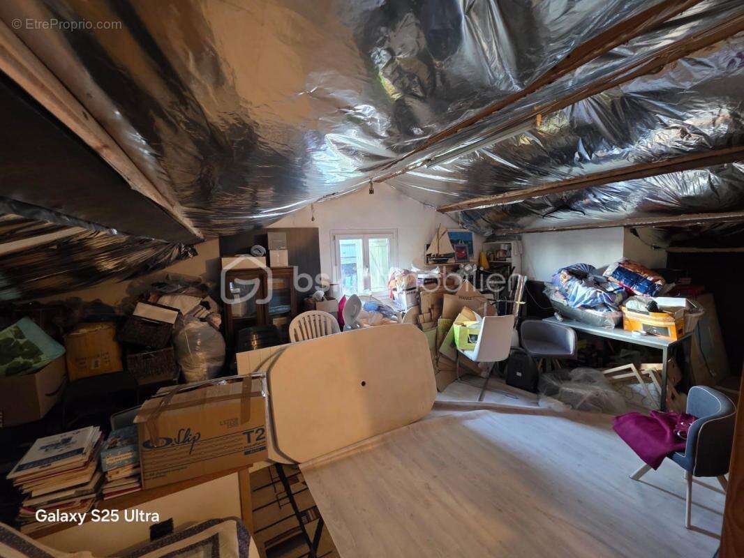 Commerce à TOURRETTES