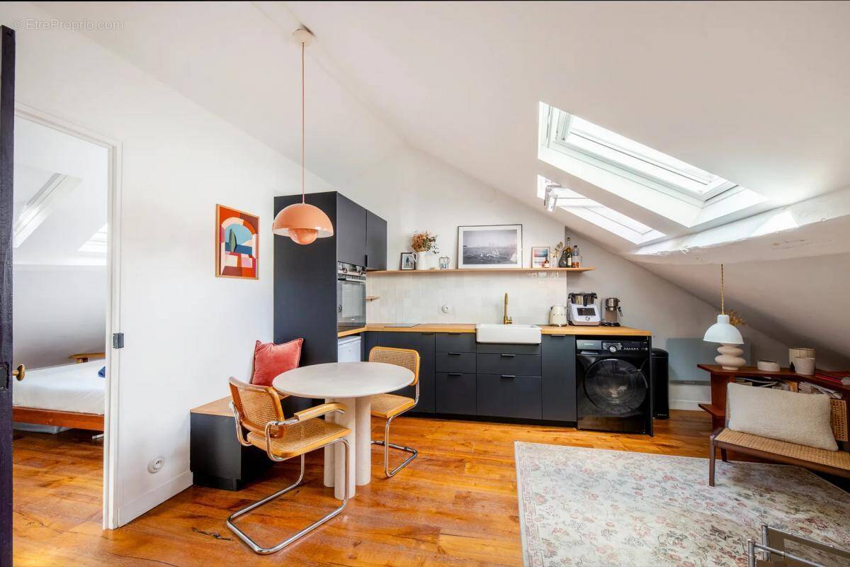 Appartement à PARIS-18E